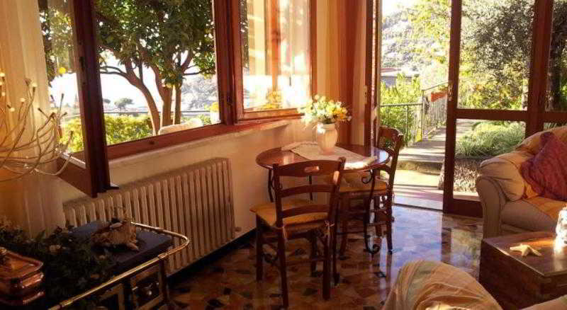 Apartment Creuza De Ma *